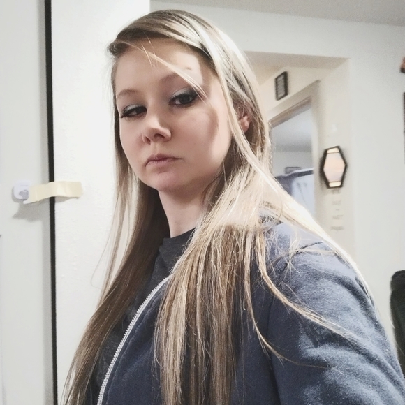 Meet your Posher, am🖤 - Picture 1 of 1